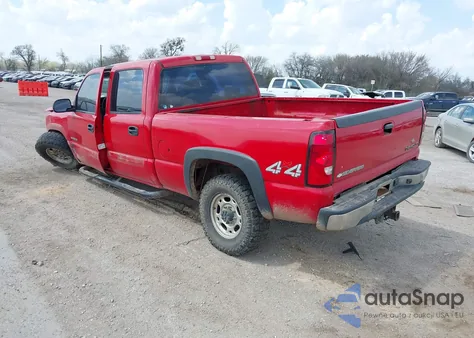 2004 Chevrolet Silverado 2500Hd Ls z USA, uszkodzony, nr VIN 1GCHK23U14F213890